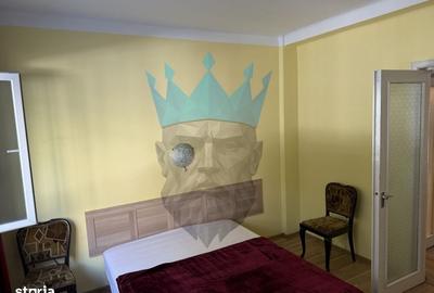 Apartament cu 3 camere în P-ța Rosetti