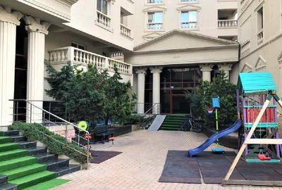 Apartament cu 3 camere decomandat în Herăstrău