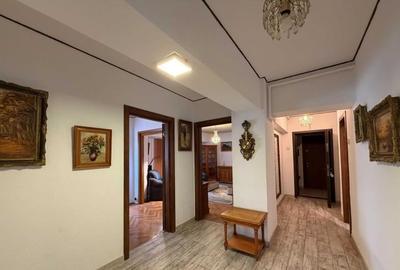 Apartament cu 4 camere decomandat, mobilat în P-ța Unirii - 3