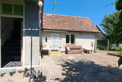 Casă cu 2 camere semidecomandat în Central - 2