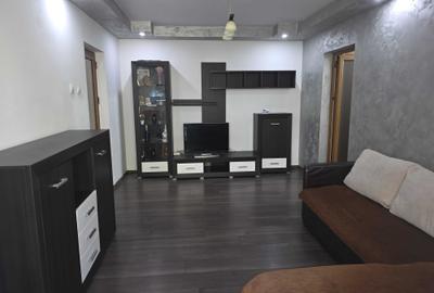 Apartament cu 2 camere semidecomandat în Trivale