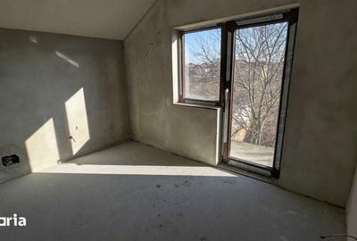 Casă cu 4 camere cu Teren 137 Mp în Gării - 1