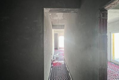 Apartament cu 3 camere nedecomandat în Moșnița Nouă