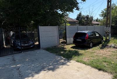 Casă cu 3 camere în Curcani