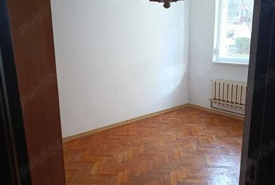 Apartament cu 3 camere decomandat în Central - 2