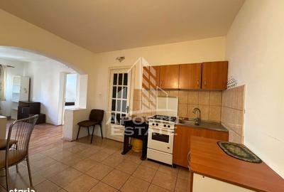 Apartament cu 2 camere, mobilat în Aradului