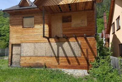 Casă cu 4 camere în Lepșa - 6
