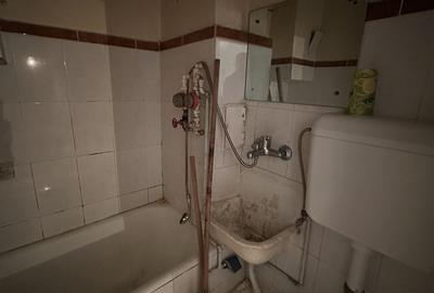 Garsonieră semidecomandată în Vest