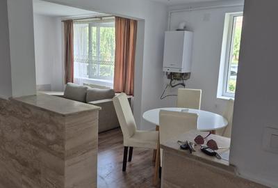 Apartament cu 3 camere semidecomandat în Central - 3
