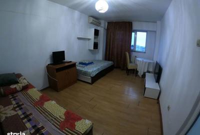 Apartament cu 2 camere semidecomandat în Central - 1