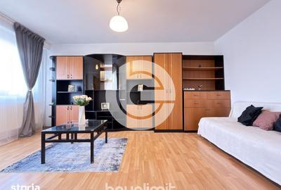 Apartament cu 3 camere decomandat, mobilat în Central