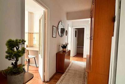 Apartament cu 2 camere decomandat în Rogerius