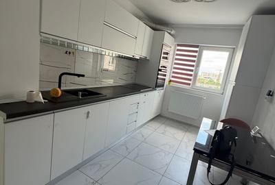 Apartament cu 4 camere semidecomandat în Apusului - 1