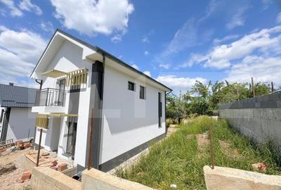 Casă individuală cu 4 camere cu Canalizare în Exterior Est - 3