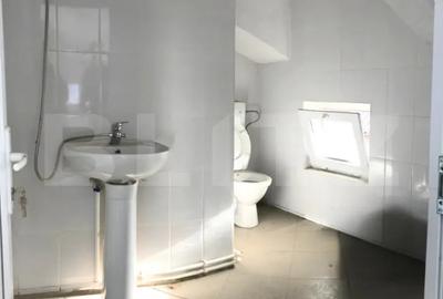 Casă cu 4 camere cu Teren 1000 Mp în Central - 5