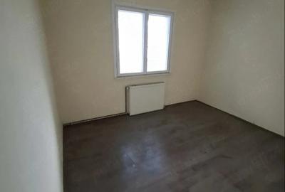 Apartament cu 4 camere decomandat în Luncă - 6