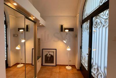 Apartament cu 5 camere semidecomandat, mobilat în Capitale - 3