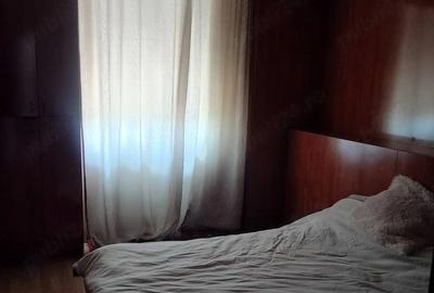 Apartament cu 4 camere semidecomandat în Berceni - 2