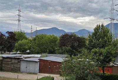 Apartament cu 2 camere nedecomandat, mobilat în Uzina 2 - 16
