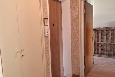 Apartament cu 3 camere semidecomandat în Basarabia - 1