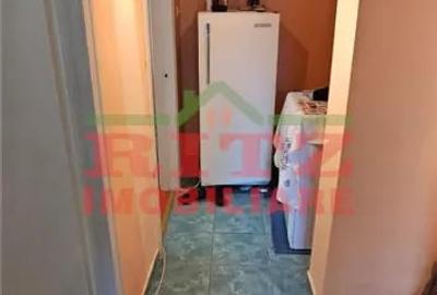 Apartament cu 3 camere nedecomandat în Central
