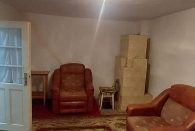 Casă cu 4 camere în Corbii Mari - 5