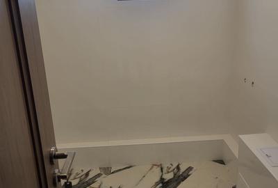 Apartament cu 3 camere decomandat în Mioriței