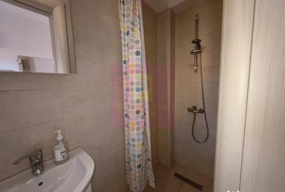 Casă cu 4 camere cu Teren 125 Mp în Ghencea