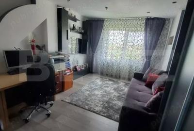 Apartament cu 3 camere decomandat, mobilat în Luduș