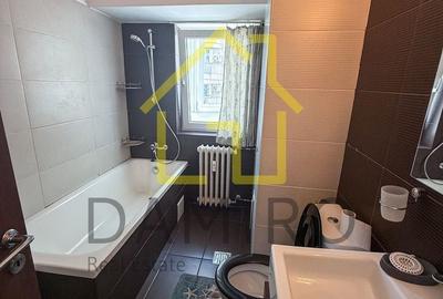 Apartament cu 3 camere decomandat în Splaiul Independenței