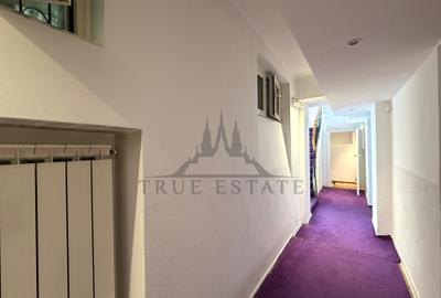 Apartament cu 7 camere decomandat, mobilat în Capitale - 19