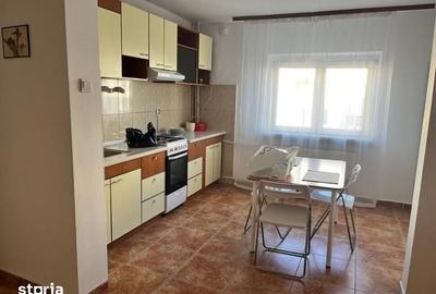 Apartament cu 2 camere decomandat în Tei