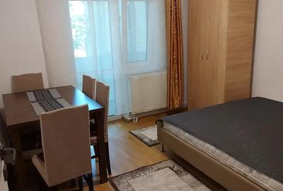 Apartament cu 3 camere decomandat în Central - 2