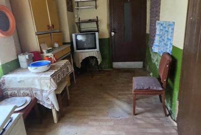 Casă cu 3 camere cu Teren 1770 Mp în Central - 7