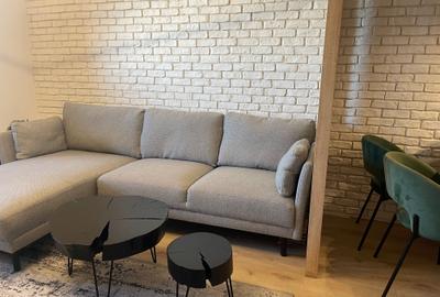 Apartament cu 3 camere decomandat în Exterior Vest - 1