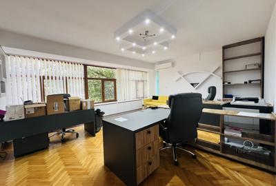 Casă individuală cu 5 camere cu Canalizare în Cetății - 1