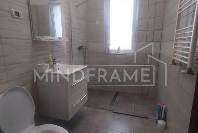 Apartament cu 2 camere decomandat în Berceni