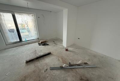 Apartament cu 2 camere decomandat în Tomis Plus