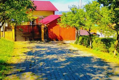 Casă cu 3 camere cu Teren 500 Mp în Central - 2