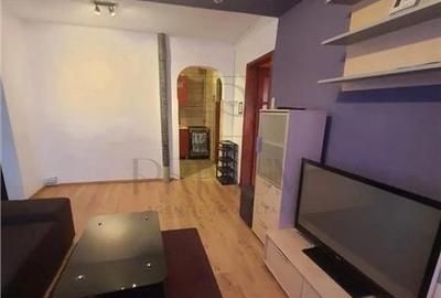 Apartament cu 3 camere decomandat, mobilat în Șagului