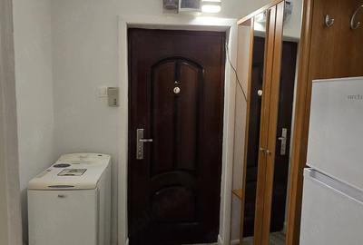 Garsonieră decomandată în Circumvalațiunii