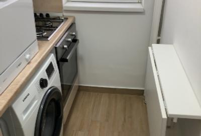 Apartament cu 3 camere semidecomandat, mobilat în Vest - 12