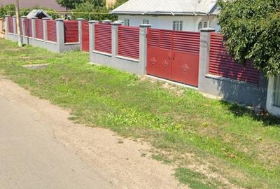 Casă cu 3 camere în Trifești