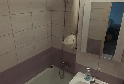 Garsonieră decomandată în Rahova