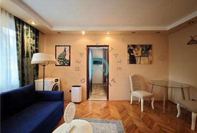Apartament cu 2 camere semidecomandat în 15 Noiembrie