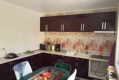 Casă cu 6 camere cu Teren 485 Mp în Central