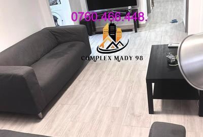 Apartament cu 3 camere decomandat în Drumul Taberei