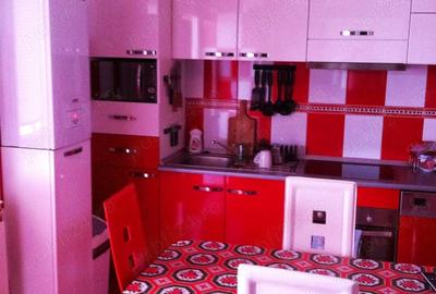 Casă cu 4 camere cu Teren 350 Mp în Cârcea - 2