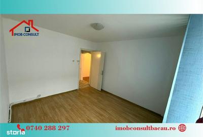 Apartament cu 3 camere semidecomandat în Banca Națională