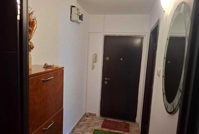 Apartament cu 2 camere semidecomandat în Craiovița Nouă - 2